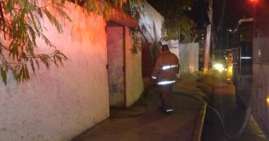 Indigente prende fuego a casa abandonada